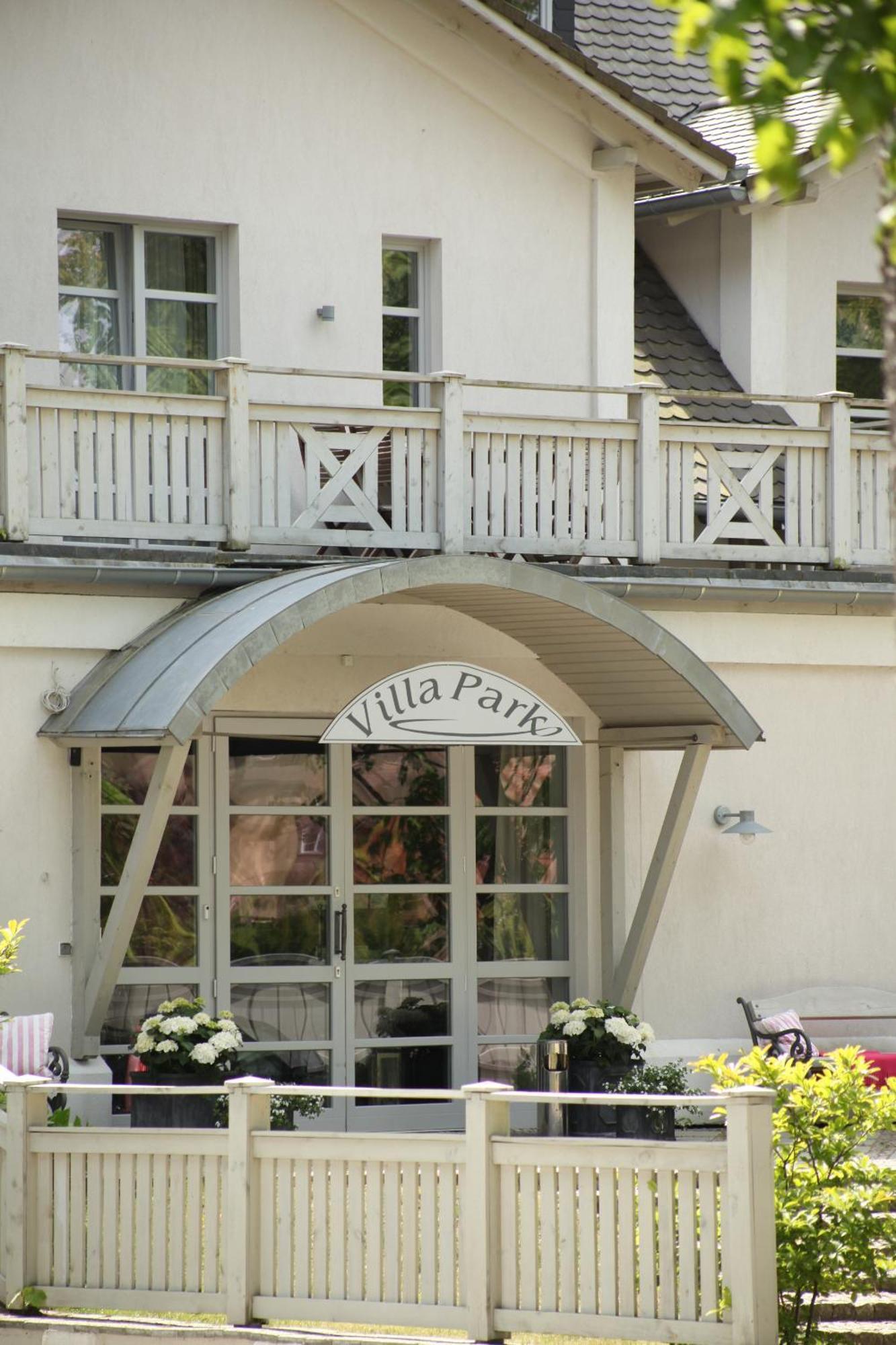 Villa Park Wiselka Spa & Wellness Wisełka Exterior foto